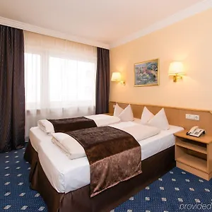 hotellátogatás